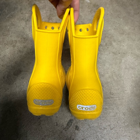 CROCS Toddler Yellow Handle It Rain Boot - Picture 3 of 5